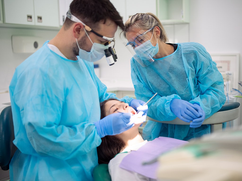 Emergency Oral Surgeons in Hamilton